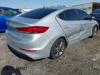 2017 Hyundai Elantra Limited z VIN 5NPD84LF6HH062986, wystawiony jako IAAI lot #41913822 z przebiegiem 163 618 mil mil oraz . Historia ofert i sprzedaży dostępna na DreamBid. Obrazek 4.