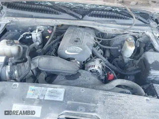 2002 Chevrolet Silverado 1500 LT with VIN 2GCEK19T421243787, listed as a IAAI auction lot 41760753 with 299,834 mi miles. Bid and sale history available at carsss.com. Image 10.