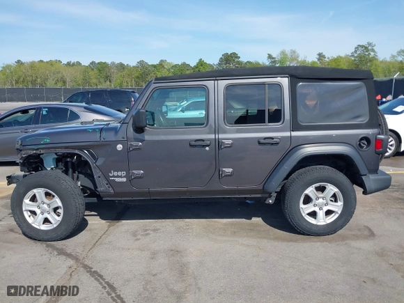 2020 Jeep Wrangler Unlimited Sport Altitude with VIN 1C4HJXDG7LW215344, listed as a IAAI auction lot 41924460 with 51,802 mi miles. Bid and sale history available at carsss.com. Image 15.