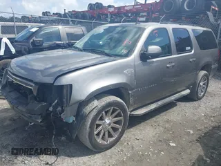 2007 Chevrolet Suburban LTZ with VIN 3GNFK16347G133031, listed as a IAAI auction lot 41955039 with 342,366 mi miles and . Bid and sale history available at DreamBid. Image 18.