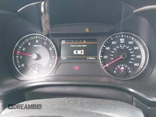 2024 Kia Forte LXS z VIN 3KPF24AD1RE748029, wystawiony jako IAAI lot #42107090 z przebiegiem 27 832 mil mil oraz . Historia ofert i sprzedaży dostępna na DreamBid. Obrazek 7.