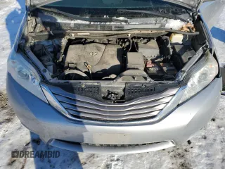 2017 Toyota Sienna XLE with VIN 5TDDZ3DC7HS153013, listed as a Copart auction lot 41402205 with 89,466 mi miles and Salvage title. Bid and sale history available at DreamBid. Image 12.