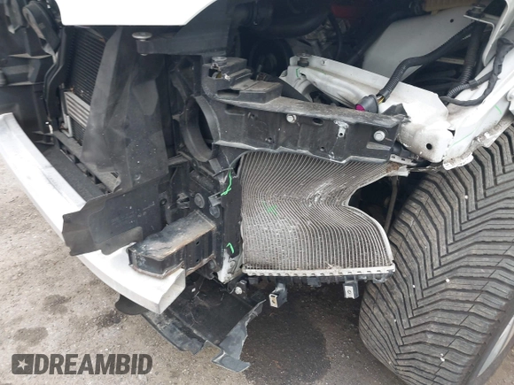 2015 Audi Q7 Premium Plus с VIN WA1LGAFE7FD027337, выставлен на аукционе IAAI как лот 42182400 с пробегом 82 269 миль миль и . История ставок и продаж доступна на DreamBid. Изображение 21.
