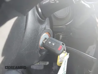 2020 Mitsubishi Outlander ES z VIN JA4AZ3A38LZ017160, wystawiony jako IAAI lot #41638787 z przebiegiem 43 770 mil mil oraz . Historia ofert i sprzedaży dostępna na DreamBid. Obrazek 11.
