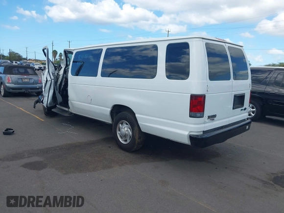 2011 Ford Econoline Passenger XL с VIN 1FBSS3BL5BDB09954, выставлен на аукционе IAAI как лот 41325653 с пробегом Не указан миль и . История ставок и продаж доступна на DreamBid. Изображение 3.