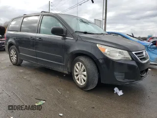 2014 Volkswagen Routan SE with VIN 2C4RVABG5ER135304, listed as a Copart auction lot 83957644 with 118,035 mi miles and Clean title. Bid and sale history available at DreamBid. Image 4.
