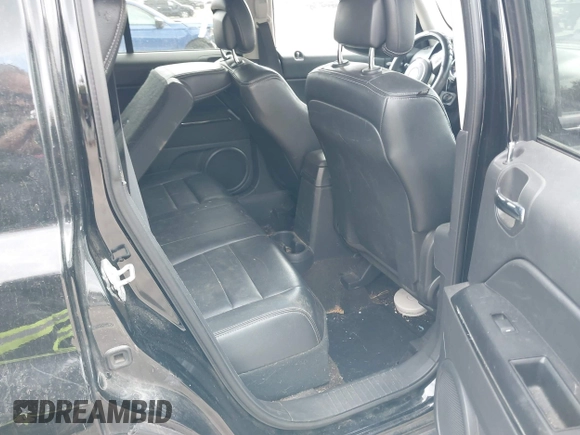 2014 Jeep Patriot Limited with VIN 1C4NJRCB2ED686692, listed as a IAAI auction lot 41922510 with 137,039 mi miles and . Bid and sale history available at DreamBid. Image 8.