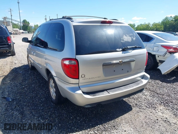 2006 Chrysler Town & Country Touring with VIN 2A4GP54L36R820920, listed as a IAAI auction lot 42335161 with 205,432 mi miles and . Bid and sale history available at DreamBid. Image 3.