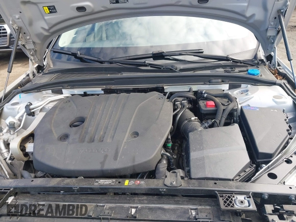 2024 Volvo S60 Core Dark Theme with VIN 7JRL12TK0RG294377, listed as a IAAI auction lot 42337658 with 32,034 mi miles and . Bid and sale history available at DreamBid. Image 10.
