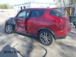 2013 Nissan Juke SL z VIN JN8AF5MV5DT229319, wystawiony jako IAAI lot #42148972 z przebiegiem 95 757 mil mil oraz . Historia ofert i sprzedaży dostępna na DreamBid. Obrazek 3.