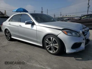 2016 Mercedes-Benz E 350 Sport with VIN WDDHF5KB6GB251770, listed as a Copart auction lot 53671275 with 118,704 mi miles and Salvage title. Bid and sale history available at DreamBid. Image 4.