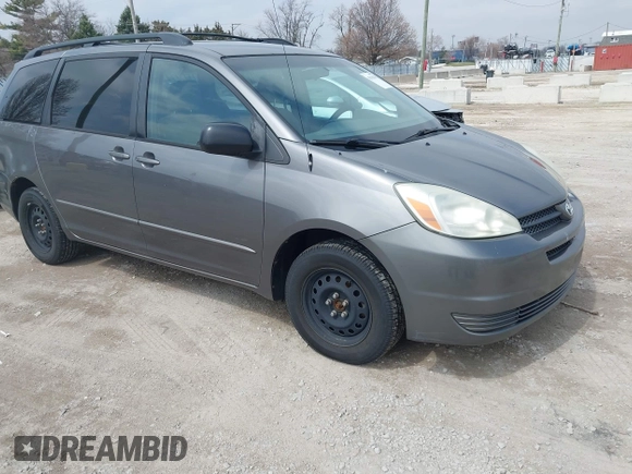 2005 Toyota Sienna CE with VIN 5TDZA23C35S308645, listed as a IAAI auction lot 42018335 with 228,214 mi miles. Bid and sale history available at carsss.com. Image 1.