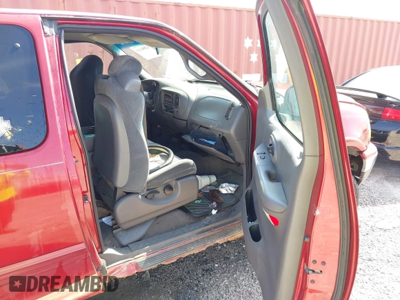 2001 Ford F-150 XL with VIN 1FTRX18L91NB88500, listed as a IAAI auction lot 42096189 with Not provided miles and . Bid and sale history available at DreamBid. Image 5.