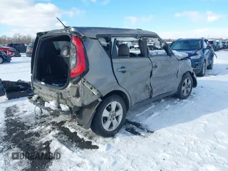 2018 Kia Soul with VIN KNDJN2A26J7587783, listed as a IAAI auction lot 41181661 with 1 mi miles. Bid and sale history available at carsss.com. Image 4.