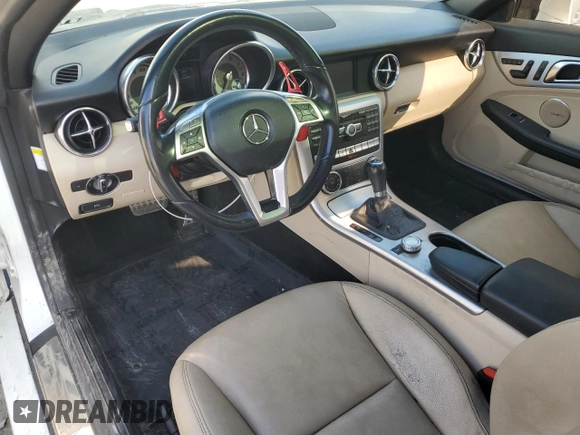 2014 Mercedes-Benz SLK-Class SLK 250 with VIN WDDPK4HA5EF075252, listed as a Copart auction lot 69894144 with 124,204 mi miles and Salvage Title. Bid and sale history available at carsss.com. Image 8.