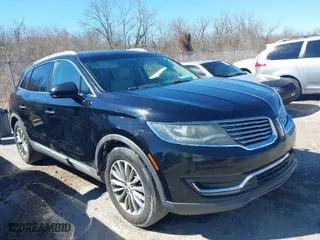 2016 Lincoln MKX Select with VIN 2LMTJ6KR1GBL60587, listed as a IAAI auction lot 41662337 with 169,187 mi miles. Bid and sale history available at carsss.com. Image 1.