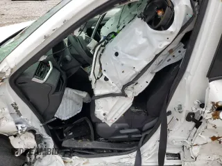 2024 Toyota RAV4 Hybrid LE z VIN JTMMWRFV2RD246027, wystawiony jako Copart lot #52181695 z przebiegiem Nie podano mil oraz Szkoda całkowita • Salvage title. Historia ofert i sprzedaży dostępna na DreamBid. Obrazek 7.