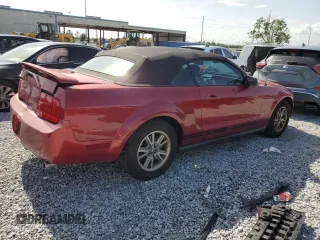 2005 Ford Mustang Deluxe z VIN 1ZVFT84N655177326, wystawiony jako Copart lot #59206775 z przebiegiem 134 187 mil mil oraz Szkoda całkowita • Salvage title. Historia ofert i sprzedaży dostępna na DreamBid. Obrazek 3.