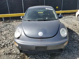 2004 Volkswagen New Beetle Coupe GL with VIN 3VWBK31C14M413865, listed as a Copart auction lot 48591495 with 106,890 mi miles and Salvage Title. Bid and sale history available at carsss.com. Image 5.