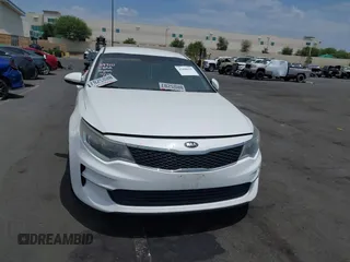 2018 Kia Optima LX z VIN 5XXGT4L32JG213616, wystawiony jako IAAI lot #42408629 z przebiegiem 130 163 mil mil oraz . Historia ofert i sprzedaży dostępna na DreamBid. Obrazek 12.