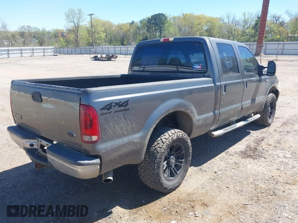 2002 Ford F-250 XL z VIN 1FTNW21L92EC03726, wystawiony jako IAAI lot #41860963 z przebiegiem 201 404 mil mil oraz . Historia ofert i sprzedaży dostępna na DreamBid. Obrazek 4.