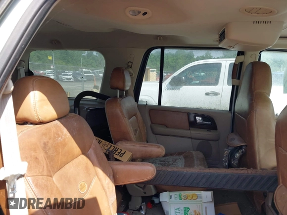 2006 Ford Expedition Eddie Bauer with VIN 1FMFU18516LA39641, listed as a IAAI auction lot 42833907 with 149,609 mi miles and . Bid and sale history available at DreamBid. Image 8.
