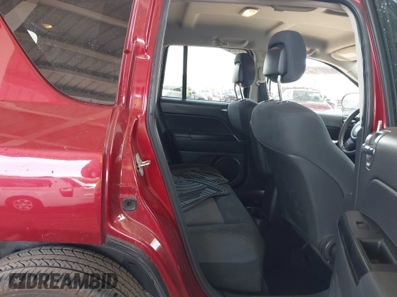 2011 Jeep Compass Latitude with VIN 1J4NT1FB0BD151647, listed as a IAAI auction lot 41950743 with 128,238 mi miles. Bid and sale history available at carsss.com. Image 8.