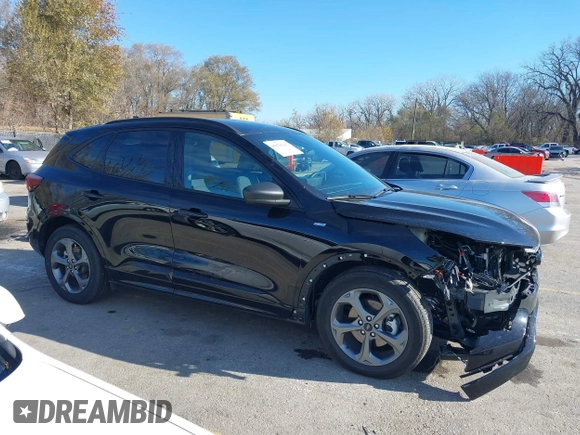 2024 Ford Escape ST-Line with VIN 1FMCU0MZ9RUA20923, listed as a IAAI auction lot 40926247 with 3,693 mi miles and . Bid and sale history available at DreamBid. Image 14.