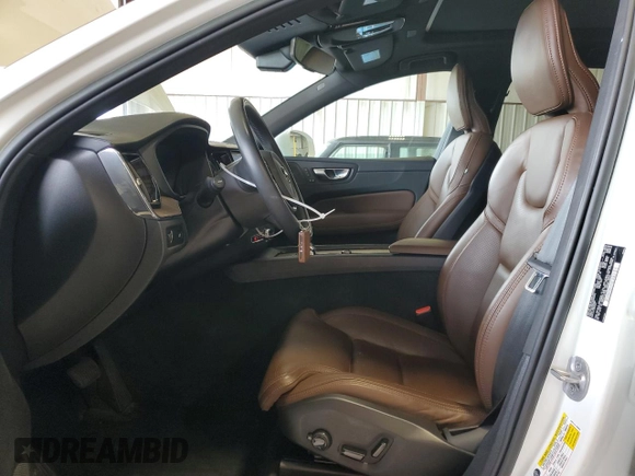 2022 Volvo XC60 Inscription with VIN YV4L12RL2N1083576, listed as a Copart auction lot 57669655 with 40,764 mi miles and Salvage title. Bid and sale history available at DreamBid. Image 7.