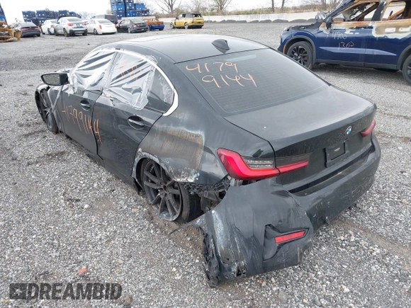 2020 BMW 3 Series 330i with VIN 3MW5R1J09L8B07586, listed as a IAAI auction lot 42067140 with 71,845 mi miles and . Bid and sale history available at DreamBid. Image 3.