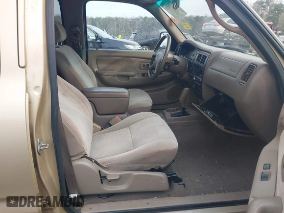 2001 Toyota Tacoma PreRunner with VIN 5TEGN92N11Z856759, listed as a IAAI auction lot 41716511 with 400,627 mi miles and . Bid and sale history available at DreamBid. Image 5.