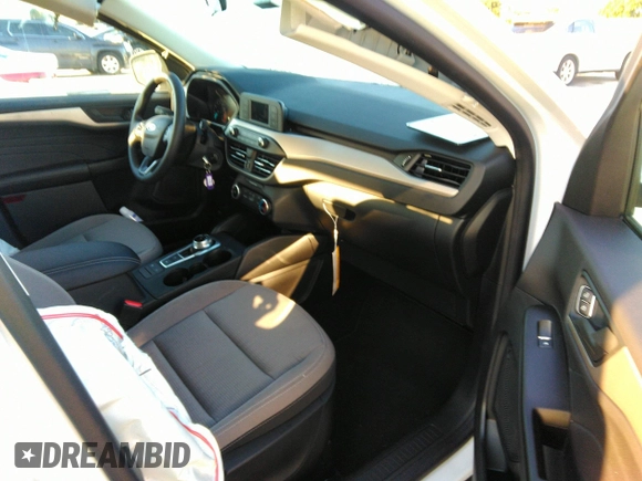 2021 Ford Escape S with VIN 1FMCU0F61MUA36822, listed as a IAAI auction lot 31372199 with 3,842 mi miles and . Bid and sale history available at DreamBid. Image 5.