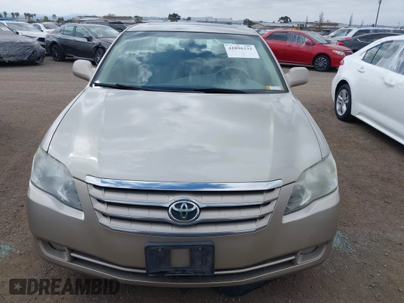 2006 Toyota Avalon XL with VIN 4T1BK36B46U152177, listed as a IAAI auction lot 41890232 with 139,250 mi miles. Bid and sale history available at carsss.com. Image 13.