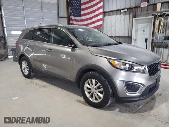 2017 Kia Sorento LX with VIN 5XYPGDA59HG187515, listed as a Copart auction lot 59891955 with 139,565 mi miles and Salvage title. Bid and sale history available at DreamBid. Image 4.