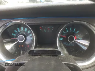 2013 Ford Mustang V6 with VIN 1ZVBP8AM4D5207405, listed as a Copart auction lot 53389355 with 157,603 mi miles and Salvage title. Bid and sale history available at DreamBid. Image 9.