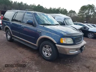 1998 Ford Expedition XLT with VIN 1FMRU17L1WLA99979, listed as a IAAI auction lot 41569667 with 215,937 mi miles. Bid and sale history available at carsss.com. Image 1.