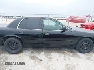 2007 Ford Police Interceptor с VIN 2FAFP71W97X163376, выставлен на аукционе IAAI как лот 42422360 с пробегом 231 697 миль миль и . История ставок и продаж доступна на DreamBid. Изображение 13.