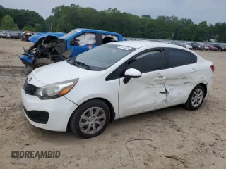 2013 Kia Rio LX z VIN KNADM4A35D6126361, wystawiony jako Copart lot #57232335 z przebiegiem 125 922 mil mil oraz Czysty tytuł • Clean title. Historia ofert i sprzedaży dostępna na DreamBid. Obrazek 1.