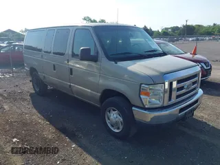 2013 Ford Econoline Passenger XL z VIN 1FBNE3BL6DDA78219, wystawiony jako IAAI lot #42511510 z przebiegiem 279 865 mil mil oraz . Historia ofert i sprzedaży dostępna na DreamBid. Obrazek 1.