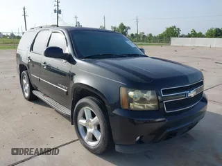 2007 Chevrolet Tahoe LTZ with VIN 1GNFK13017R151674, listed as a IAAI auction lot 42711668 with 129,482 mi miles and . Bid and sale history available at DreamBid. Image 1.