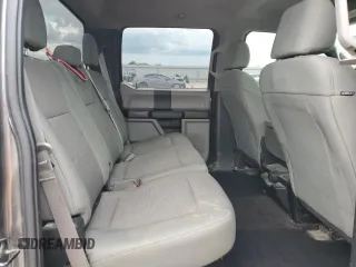 2018 Ford F-250 XL z VIN 1FT7W2BT6JEC77708, wystawiony jako Copart lot #56562595 z przebiegiem 141 567 mil mil oraz Szkoda całkowita • Salvage title. Historia ofert i sprzedaży dostępna na DreamBid. Obrazek 10.