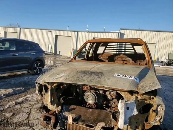 2002 Ford Super Duty F-350 SRW XL with VIN 1FTSX31F62EA83898, listed as a Copart auction lot 88040255 with 0 mi miles and Salvage Title. Bid and sale history available at carsss.com. Image 10.
