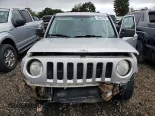 2012 Jeep Patriot with VIN 1C4NJPAB5CD558435, listed as a Copart auction lot 69703064 with 218,420 mi miles and Clean title. Bid and sale history available at DreamBid. Image 5.