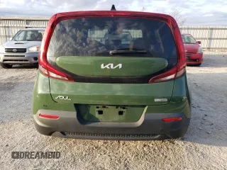 2022 Kia Soul EX with VIN KNDJ33AU7N7155089, listed as a Copart auction lot 85808124 with 37,485 mi miles and Salvage Title. Bid and sale history available at carsss.com. Image 6.