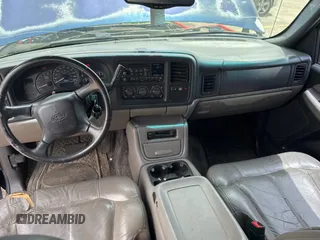 2002 Chevrolet Tahoe LS z VIN 1GNEC13Z92R180341, wystawiony jako Copart lot #59126715 z przebiegiem Nie podano mil oraz Czysty tytuł • Clean title. Historia ofert i sprzedaży dostępna na DreamBid. Obrazek 9.