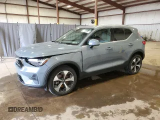 2023 Volvo XC40 Plus Bright Theme with VIN YV4L12UN4P2963605, listed as a Copart auction lot 51118725 with 4,406 mi miles and Clean Title. Bid and sale history available at carsss.com. Image 1.