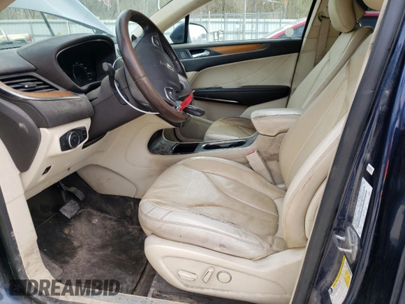 2016 Lincoln MKC Reserve with VIN 5LMCJ3D93GUJ19435, listed as a Copart auction lot 49039785 with 73,847 mi miles and Salvage title. Bid and sale history available at DreamBid. Image 7.