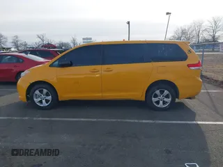 2012 Toyota Sienna with VIN 5TDZK3DC3CS221892, listed as a IAAI auction lot 41525521 with 280,477 mi miles. Bid and sale history available at carsss.com. Image 14.