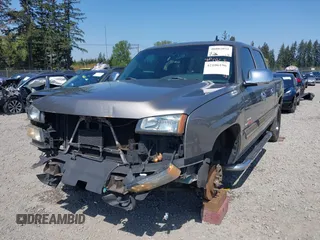 2006 Chevrolet Silverado 1500 LT1 with VIN 2GCEK13N361214121, listed as a IAAI auction lot 42106196 with Not Provided miles. Bid and sale history available at carsss.com. Image 6.