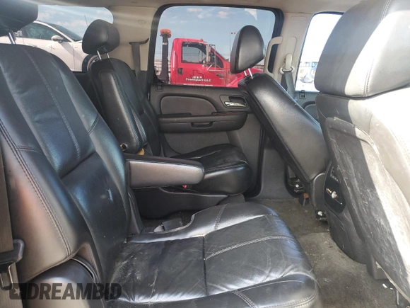 2007 GMC Yukon XL SLT with VIN 1GKFC16047J260991, listed as a Copart auction lot 43289595 with 201,627 mi miles and Salvage Title. Bid and sale history available at carsss.com. Image 12.